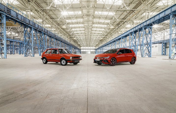 Volkswagen Golf GTI EDITION 50