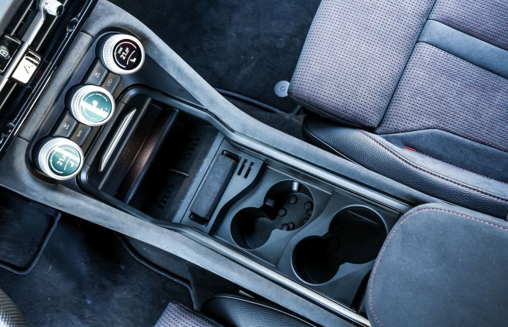 Skoda Kodiaq RS - cupholdery