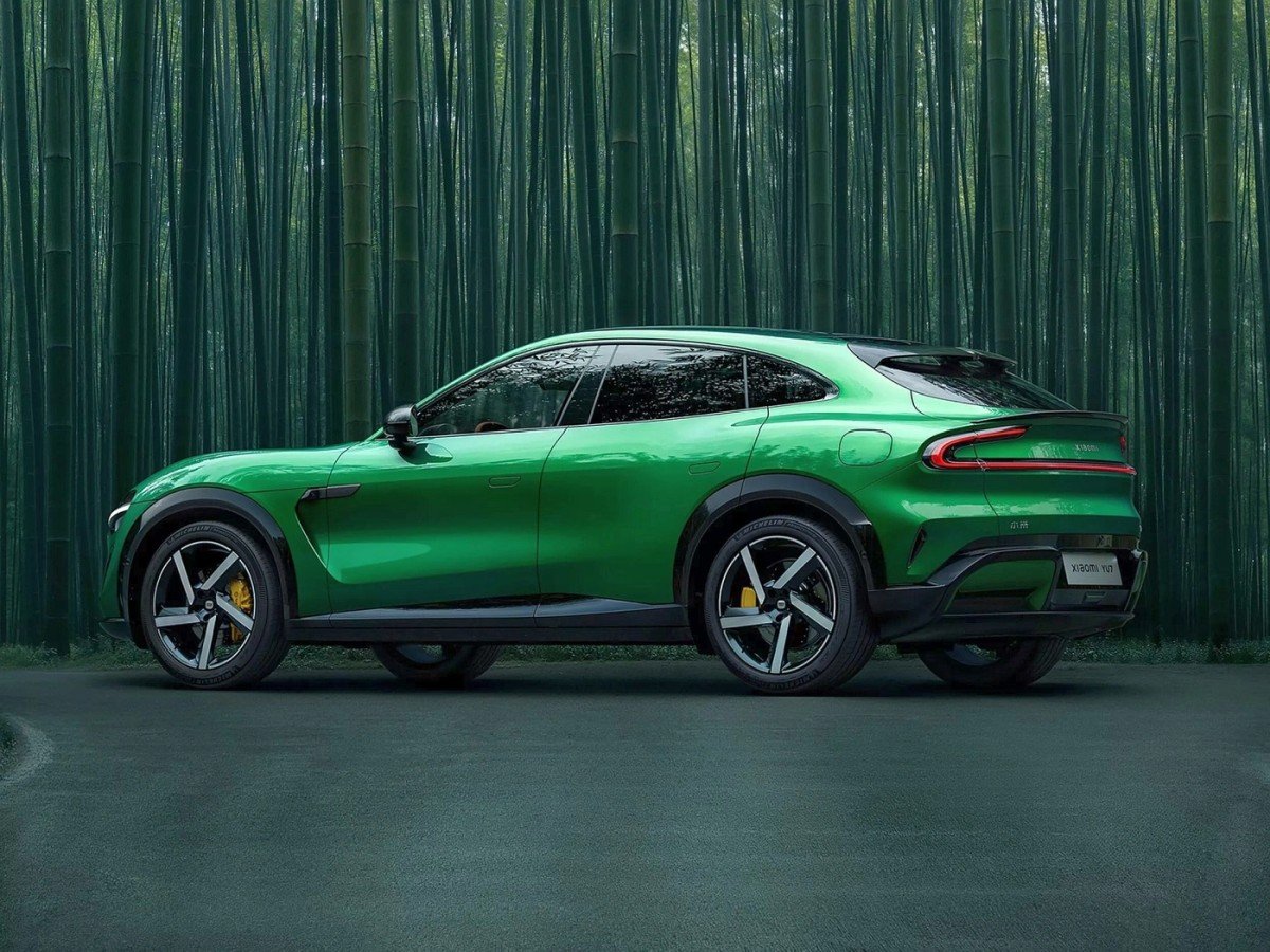 „BMW i Mercedes zrobiłyby wszystko, by to auto nie trafiło do sprzedaży w Europie”. Xiaomi YU7 – wrażenia z testu