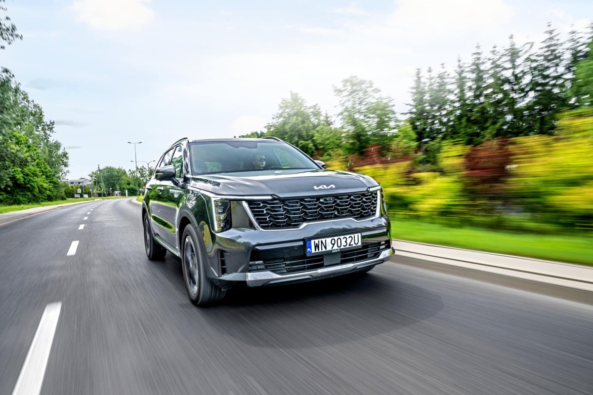 Kia Sorento 1.6 T-GDI HEV 4WD 6-os. – minivan wśród SUV-ów | TEST