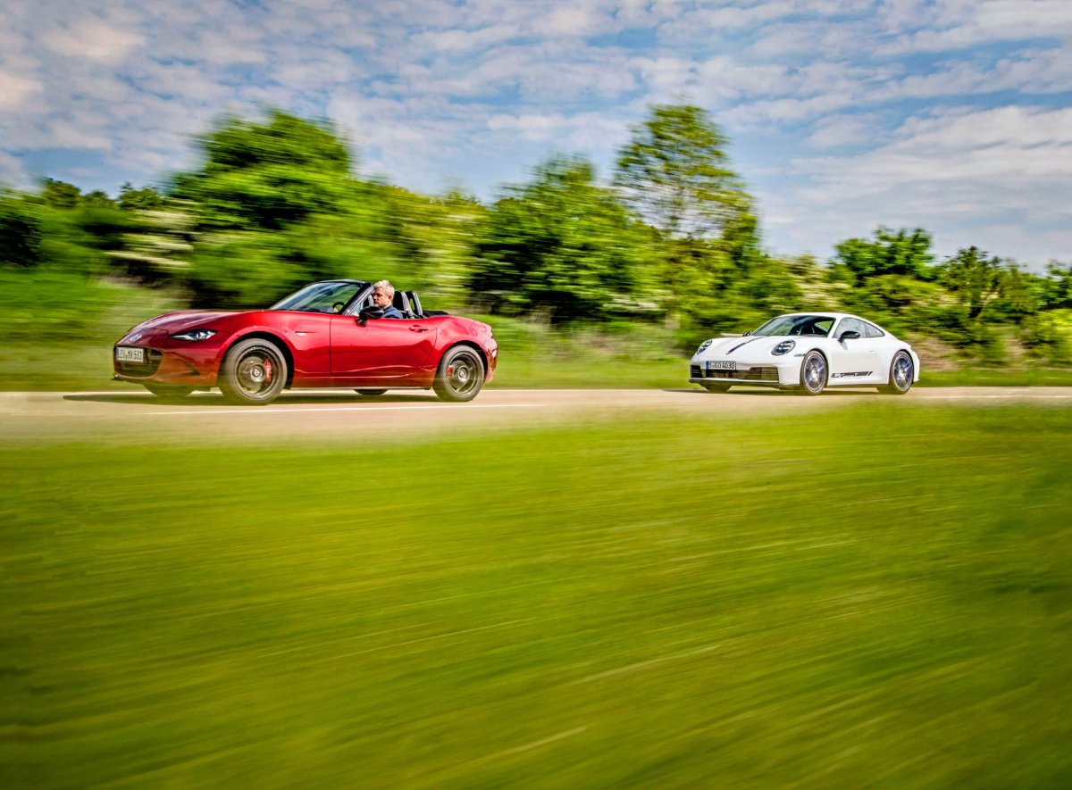 Mazda MX-5 i Porsche 911 Carrera T – frajda z manualem w dwóch odsłonach