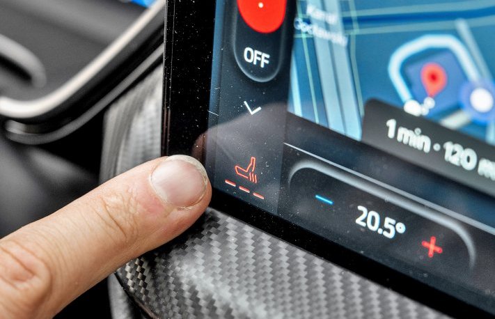 Ford Kuga 2.5 PHEV FWD (2025) – test – obsługa