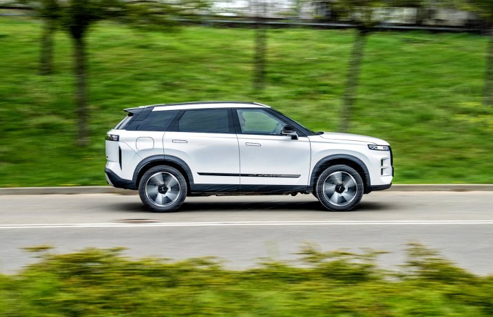 Jaecoo 7 Super Hybrid (2025 – test – bok