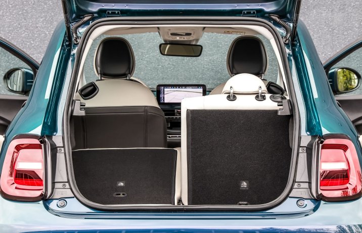 Fiat 500e - bagażnik