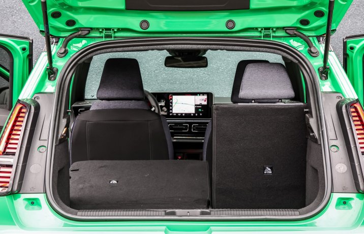 Renault 5 E-Tech - bagażnik