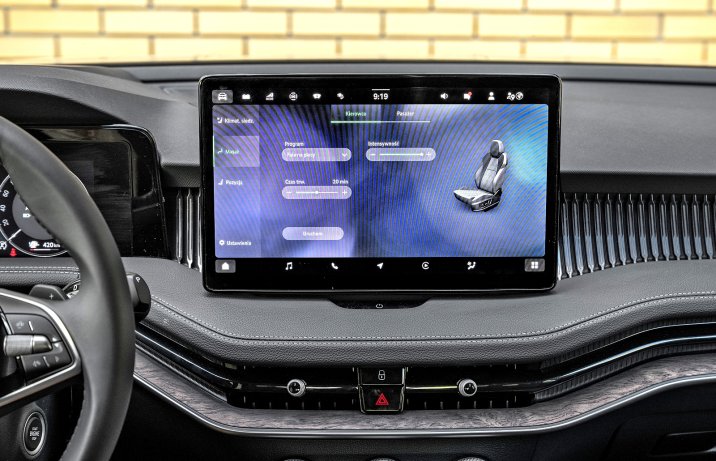 Skoda Superb Liftback Plug-in Hybrid (2025) - test – masaż