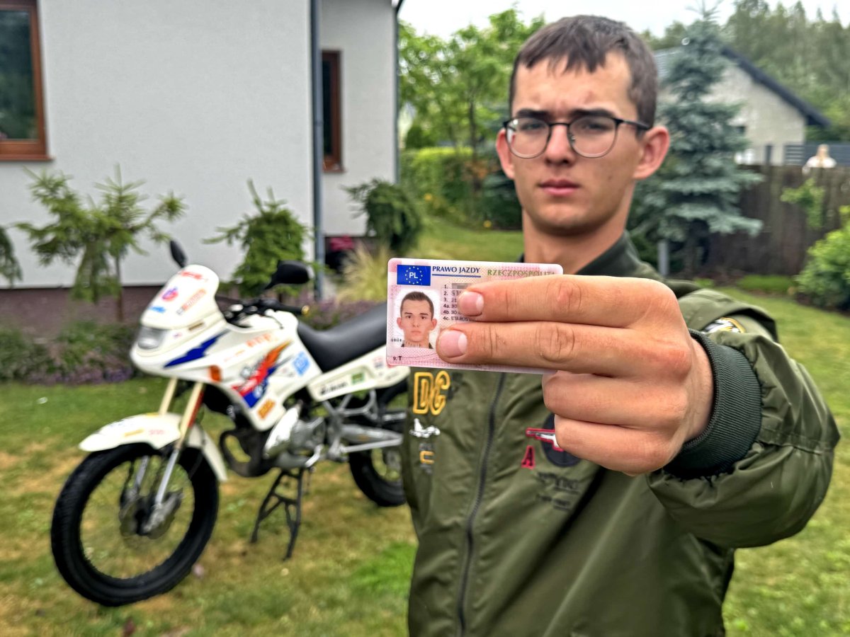 Wczasy z prawem jazdy – na czym polega i ile kosztuje intensywny urlopowy kurs?