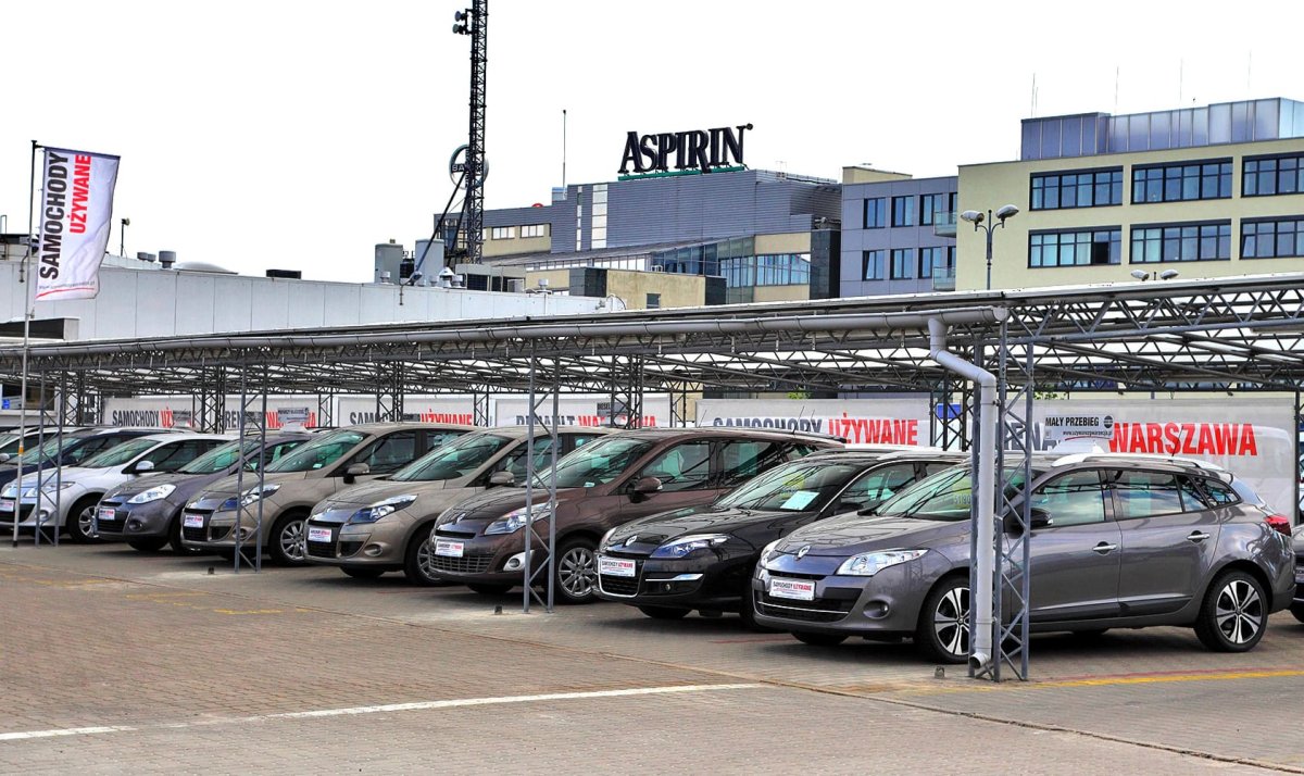 Auta używane – wybory Polaków. Najczęściej kupujemy samochody w tym przedziale cenowym