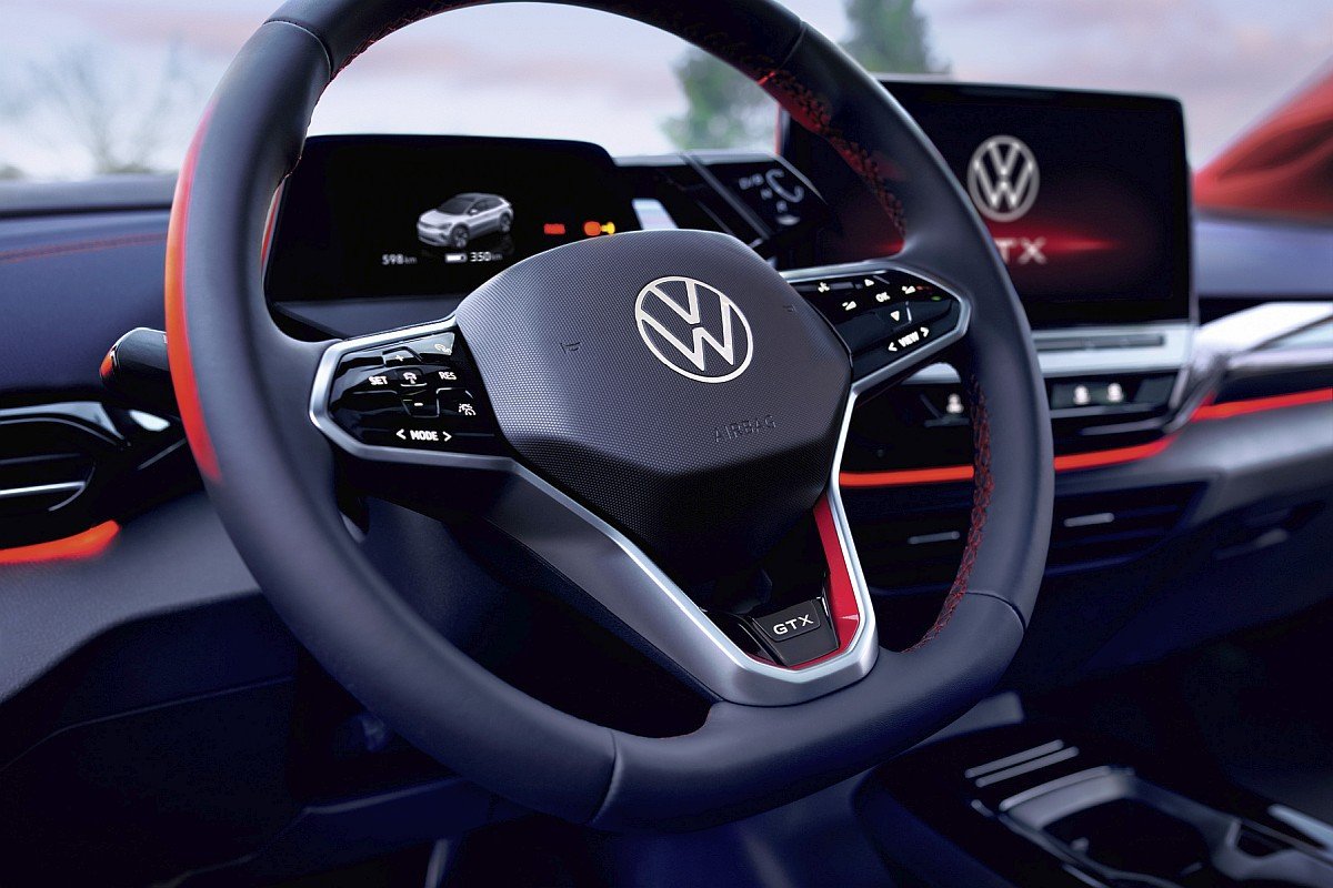 Dotykowe pola na kierownicy są niebezpieczne? Pozew zbiorowy kierowców Volkswagena