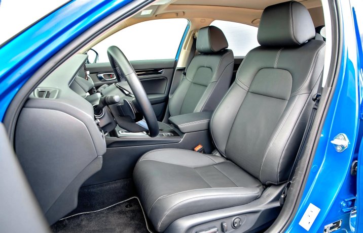 Honda Civic e:HEV Advance – fotele