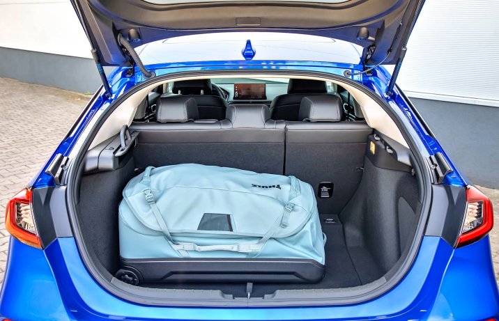 Honda Civic e:HEV Advance – bagażnik