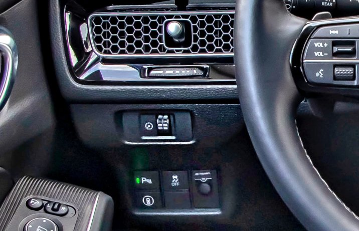 Honda Civic e:HEV Advance – wnętrze, deska rozdzielcza, regulacja podświetlenia kokpitu