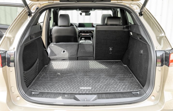 Mazda CX-60 - bagażnik