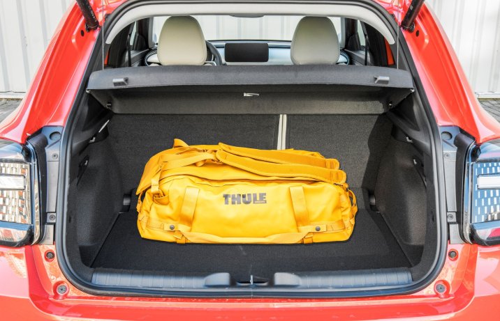 Fiat 600e - bagażnik