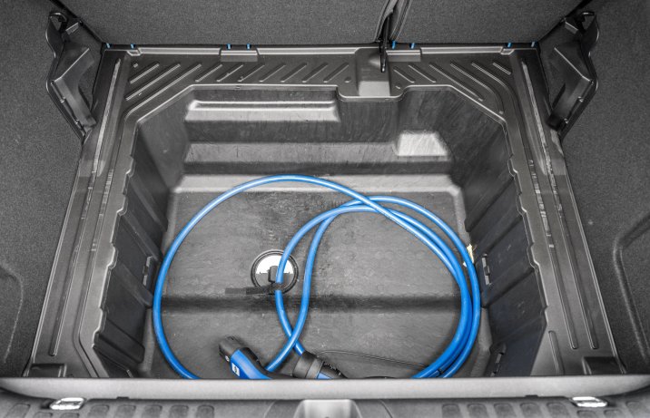 Ford Puma Gen-E - schowek pod bagażnikiem