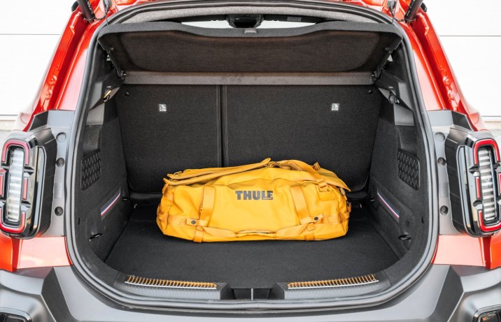 Renault 4 E-Tech - bagażnik