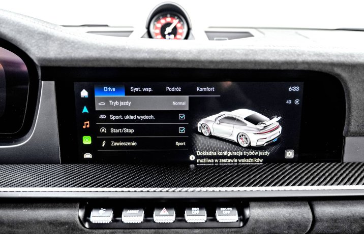 Porsche 911 992 (VIII) FL GT3 Weissach – wnętrze, ekran centralny, ustawienia