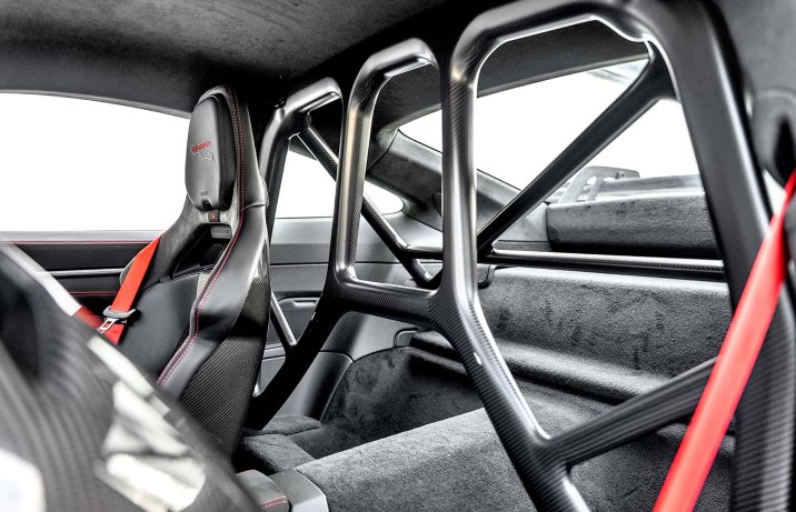 Porsche 911 992 (VIII) FL GT3 Weissach – wnętrze, klatka