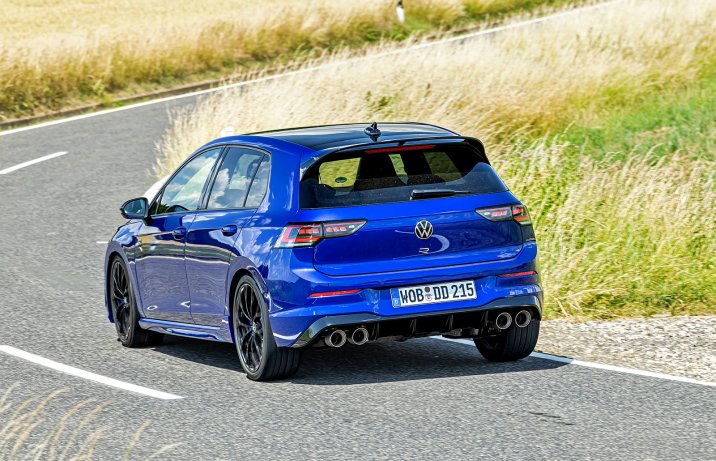 Volkswagen Golf R (2025) – test – tył