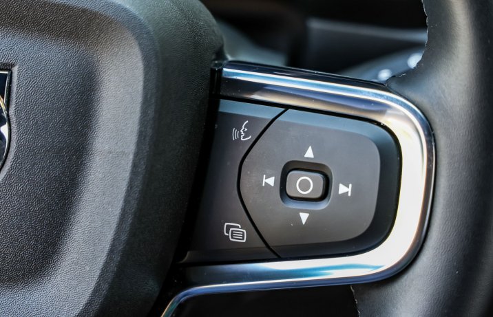 Volvo EX40 - kierownica