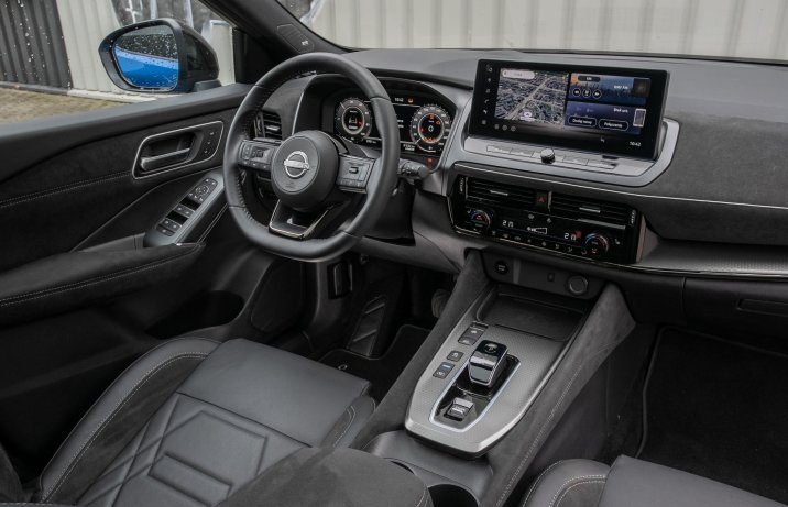 Nissan Qashqai - kokpit