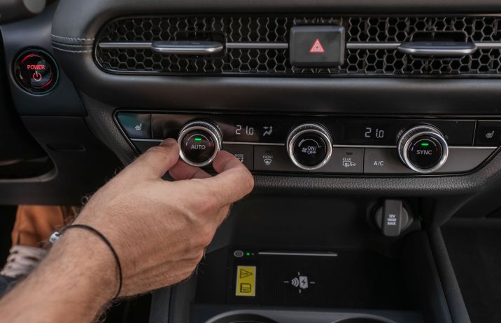 Honda ZR-V - klimatyzacja