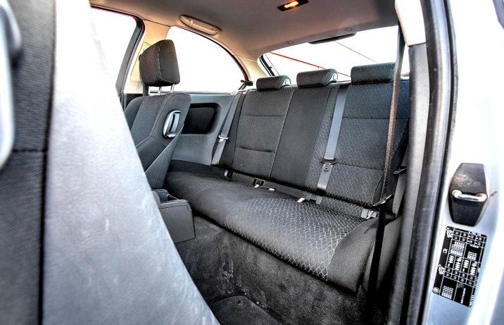 Używane BMW serii 3 E46 Compact E46 – wnętrze, kanapa