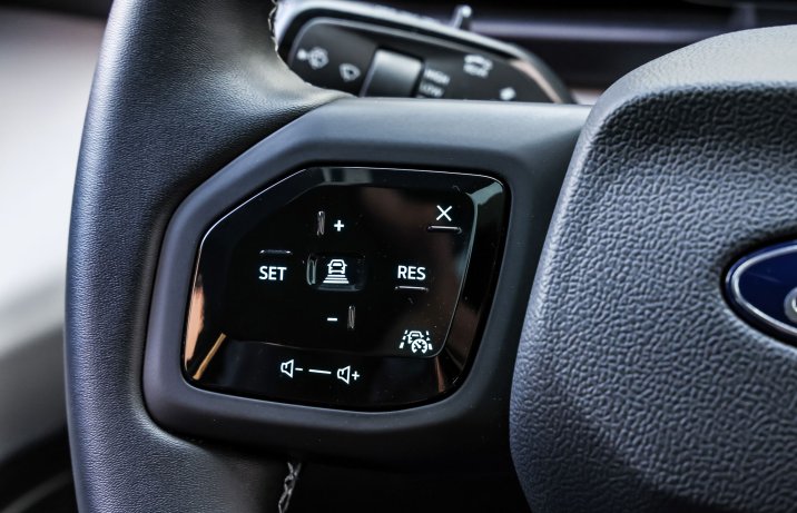 Ford Explorer - kierownica