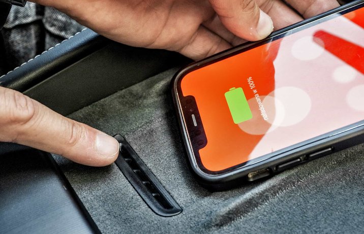 BYD Seal 6 DM-i Touring Comfort – deska rozdzielcza, przyciski na kierownicy