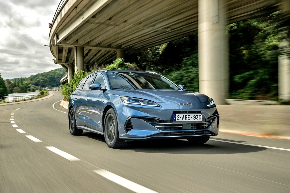 Chińczycy przyspieszają. Ta analiza nie pozostawia złudzeń co do tego, kto rządzi w motoryzacji