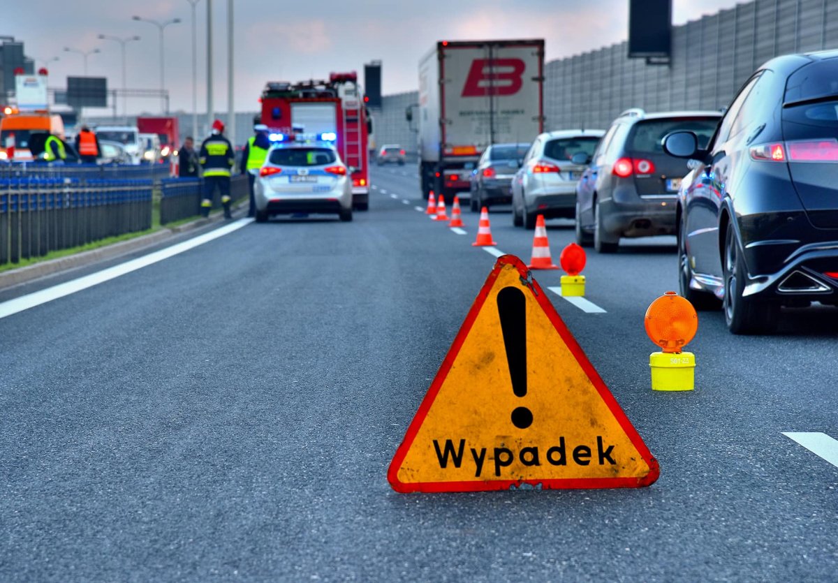 Polska w 2025 r. poprawiła bezpieczeństwo na drogach. Ale śmiertelność w Europie przez cały czas jest za wysoka