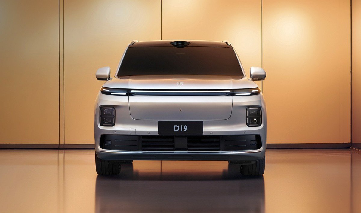 Luksus z Chin. Imponujący Leapmotor D19 ma być oferowany także w Europie