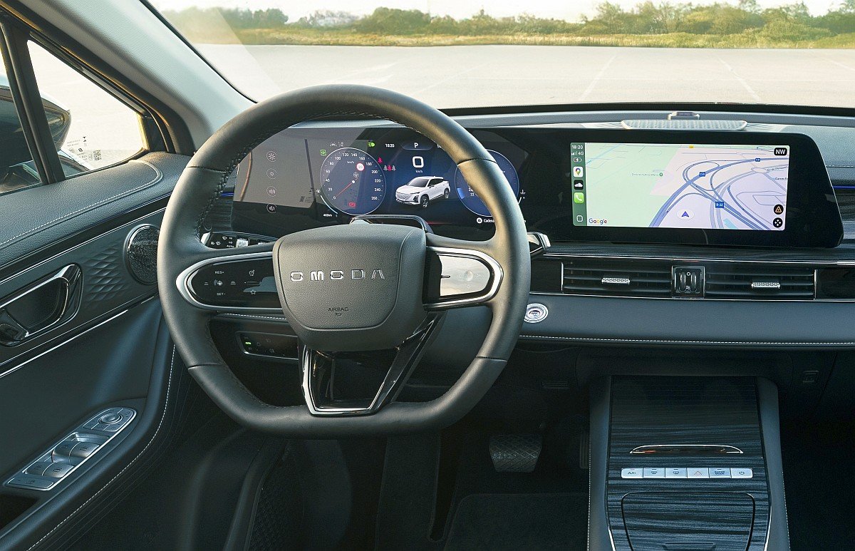 Urwana kolumna kierownicy w materiale TVN Turbo. Omoda & Jaecoo odpowiada, że... tak ma być