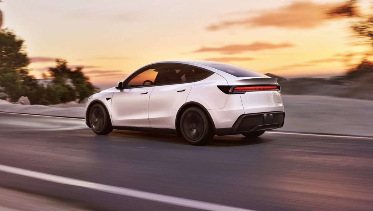 Sprzedaż nowych aut w Europie – Tesla Model Y mistrzem września, Dacia Sandero liderem po trzech kwartałach