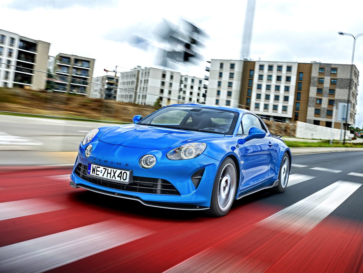 Alpine A110 GTS – gdy mniej znaczy więcej | TEST