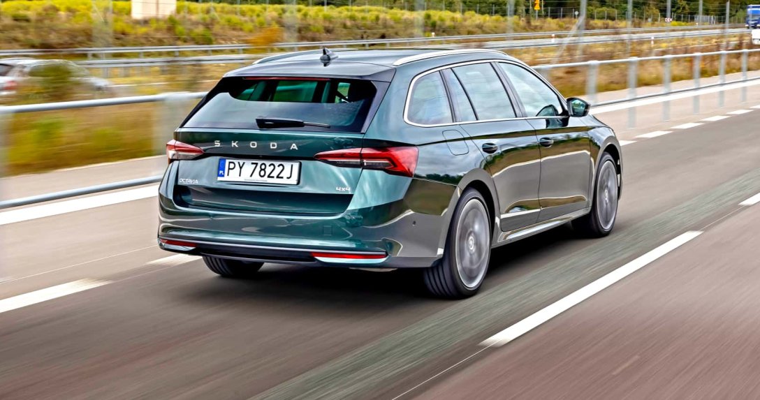 Skoda Octavia Combi 2.0 TSI DSG 4x4 Edition 130 Selection – test, tył