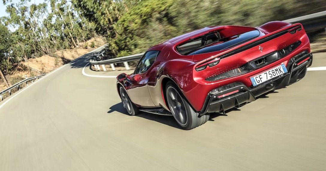 Kupiłeś Ferrari za ok. 1,4 mln zł? Włosi ostrzegają: nie ruszaj go z garażu!