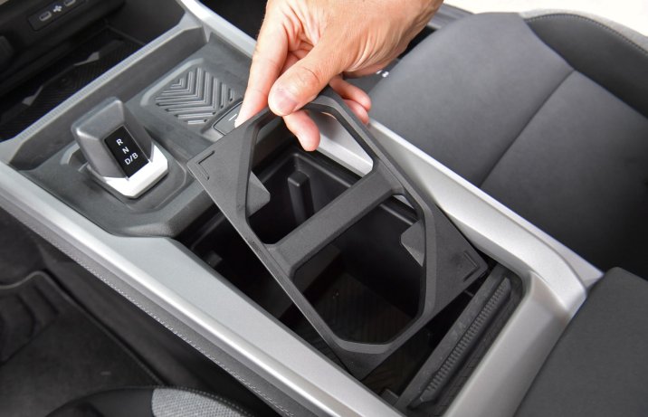Dacia Bigster - cupholdery