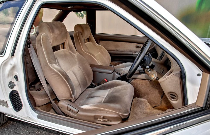 Toyota Soarer (Z20) – fotele z przodu
