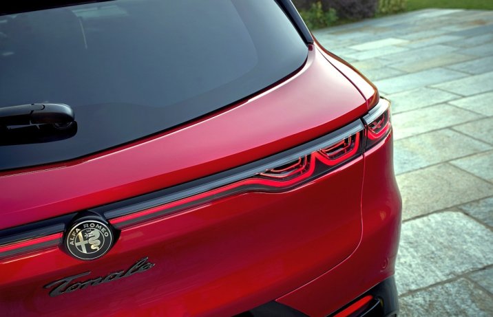 Nowa Alfa Romeo Tonale 2026