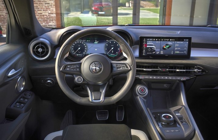 Nowa Alfa Romeo Tonale 2026