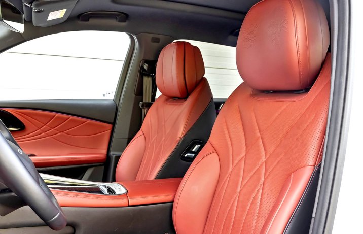 Omoda 9 Super Hybrid (2025) – test – fotele