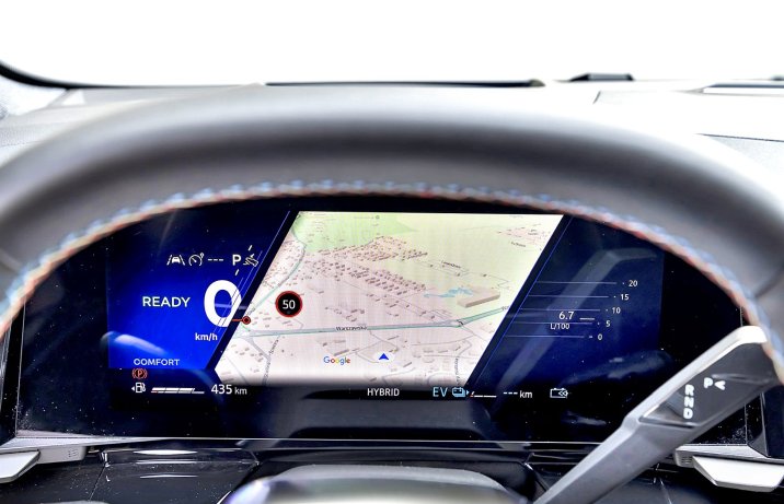 Renault Rafale hyper hybrid E-Tech 4x4 (2025) – test – cyfrowe wskaźniki