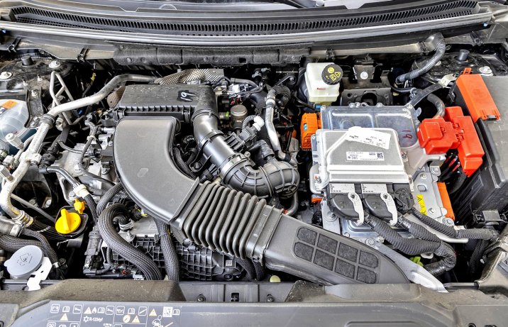 Renault Rafale hyper hybrid E-Tech 4x4 (2025) – test – silnik / hybrydowy napęd plug-in