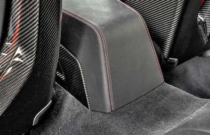 BMW M3 CS Touring (2025) – test – tunel środkowy, tył