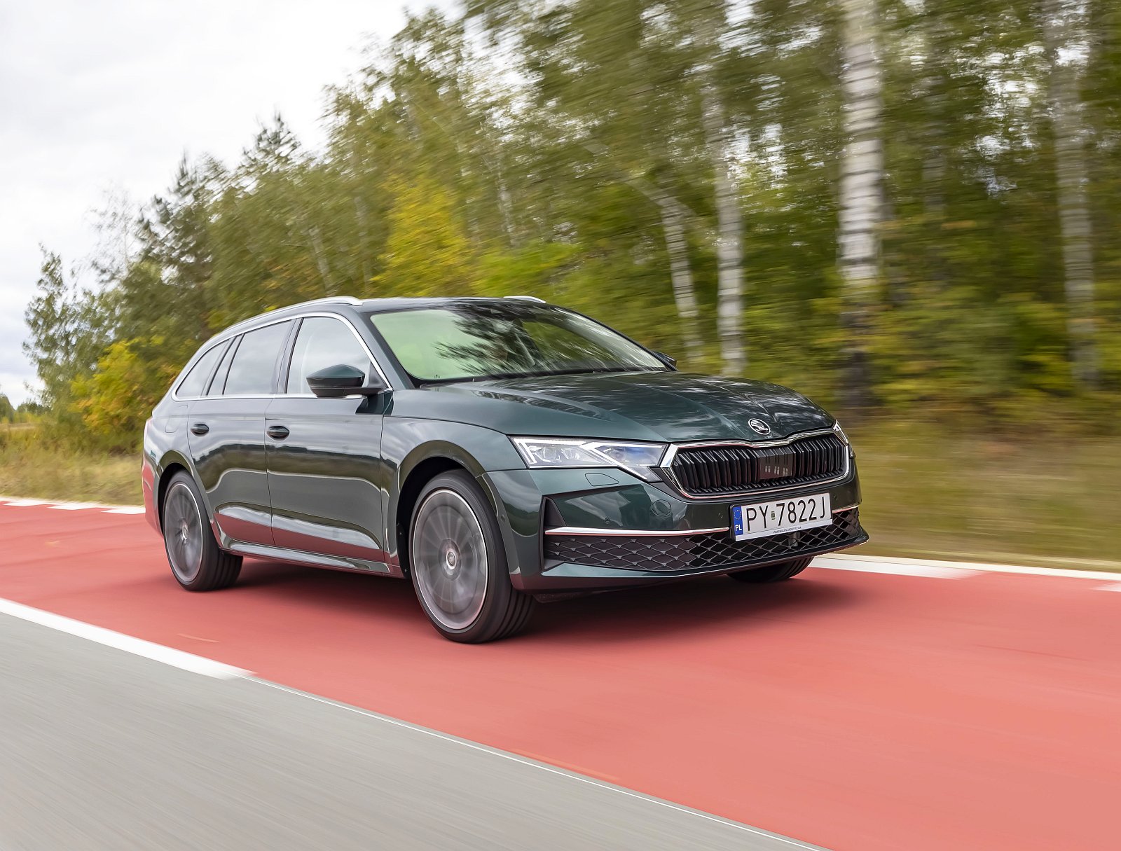 Skoda Octavia Combi 2.0 TSI 4x4 Edition 130 (2025) - przód