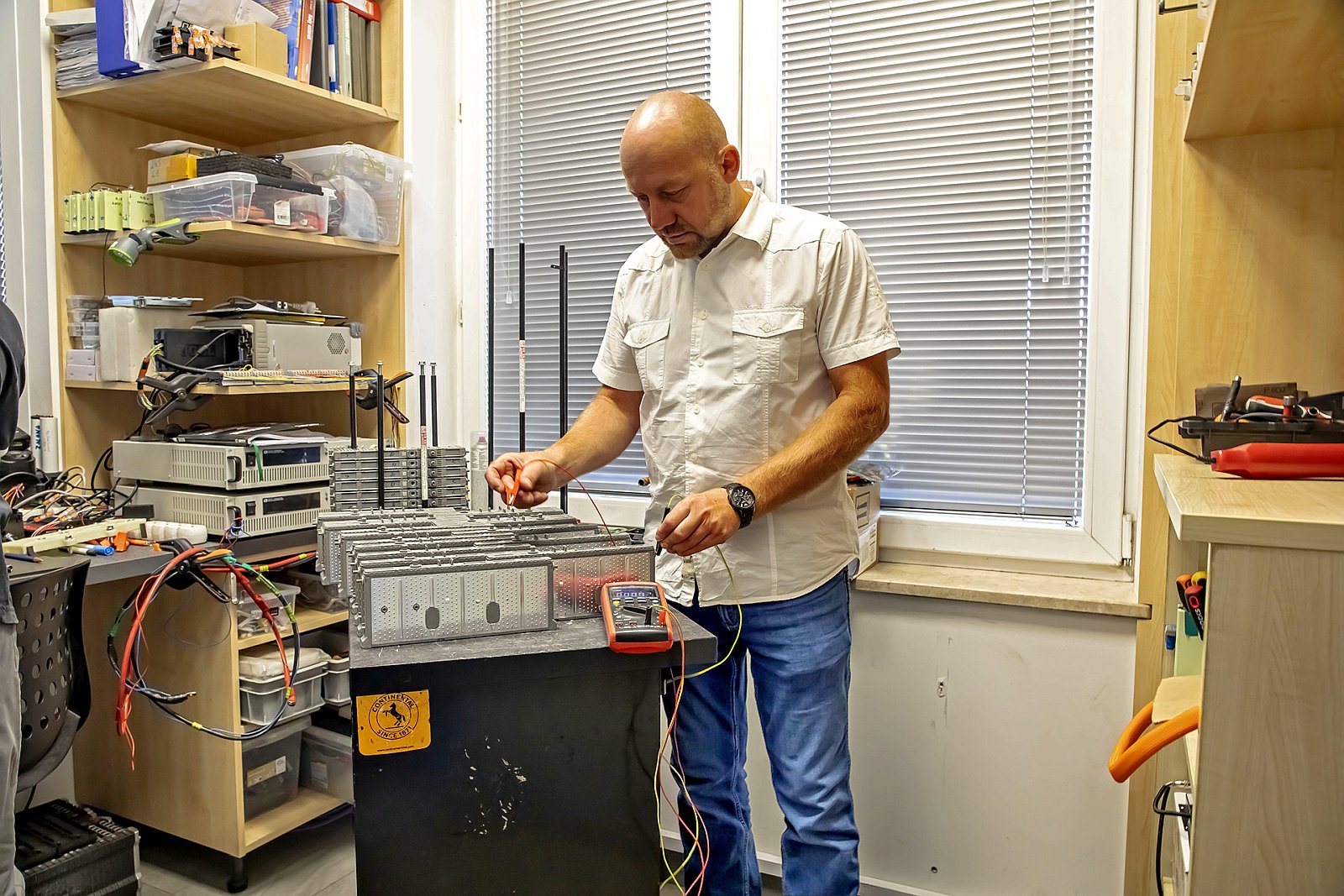 serwisowanie hybrydy akumulator trakcyjny