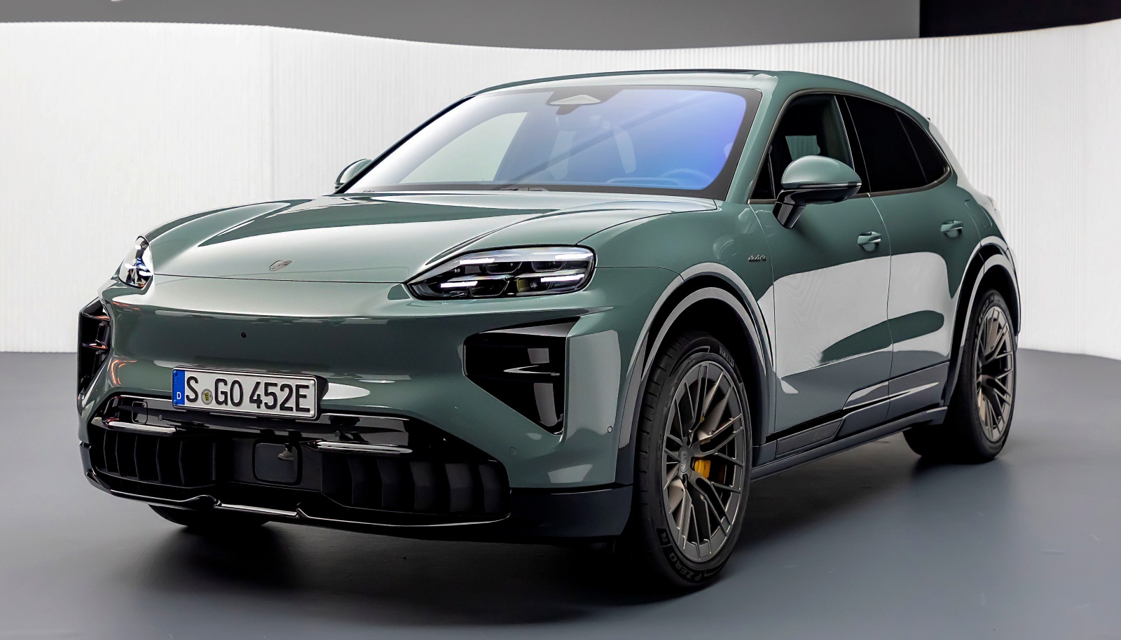 porsche-cayenne-electric-przod
