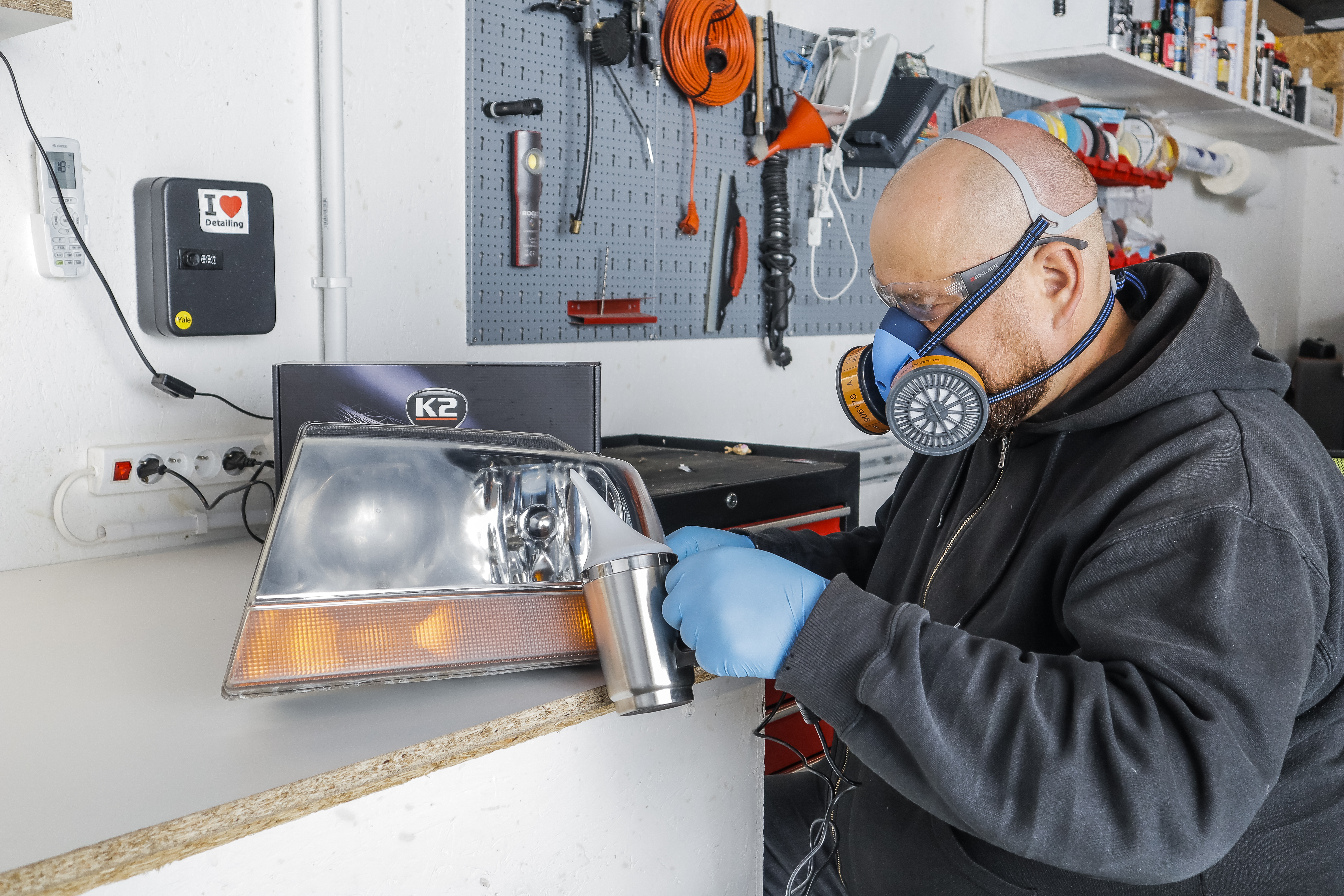 regeneracja-kloszy-reflektora