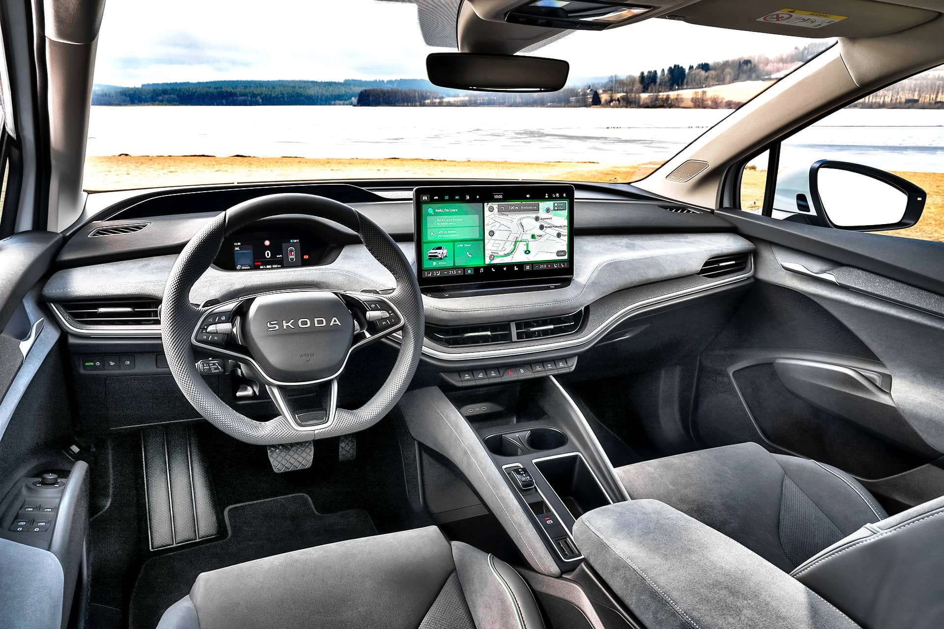 skoda-enyaq-2025-deska-rozdzielcza